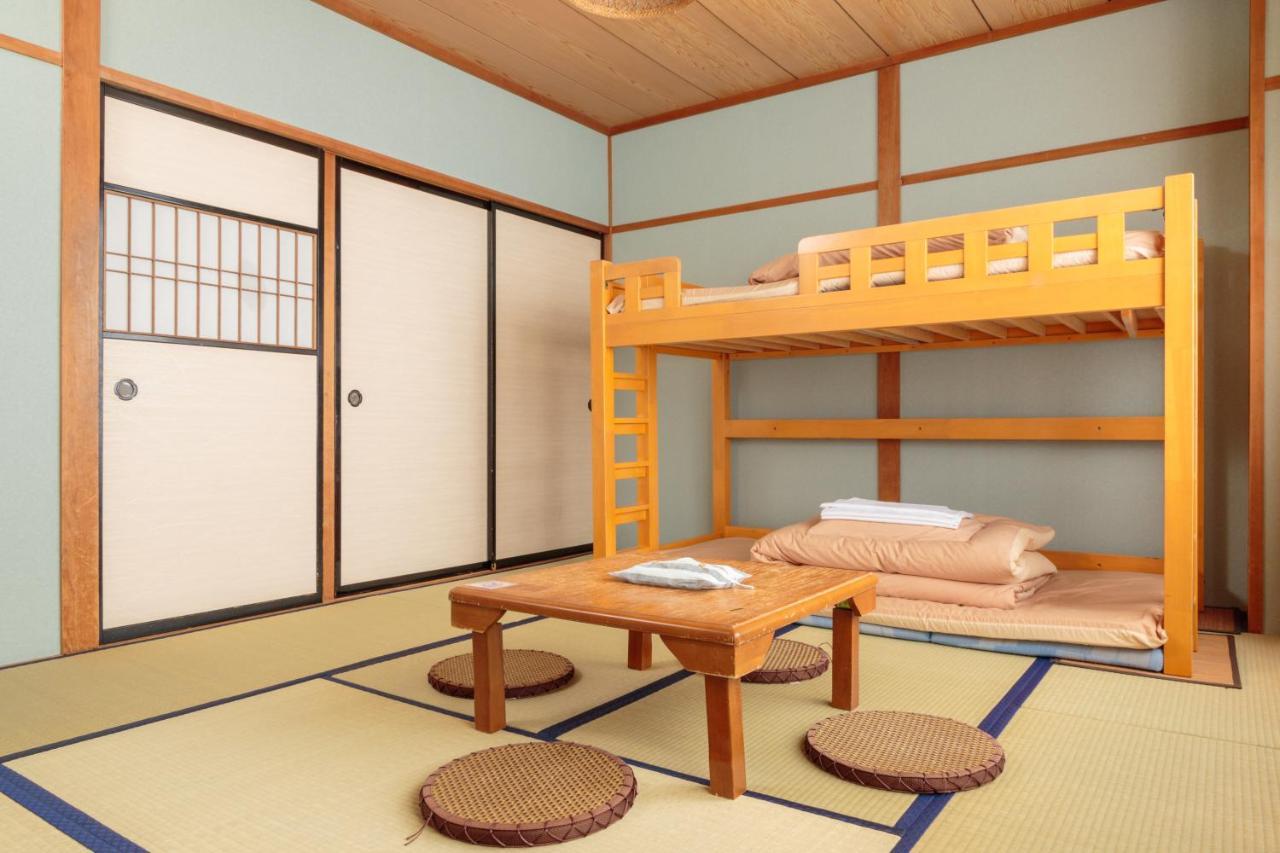 J-Hoppers Hida Takayama Guest House Exterior foto