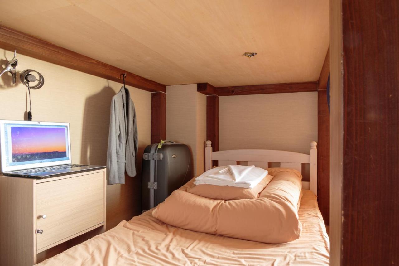 J-Hoppers Hida Takayama Guest House Exterior foto
