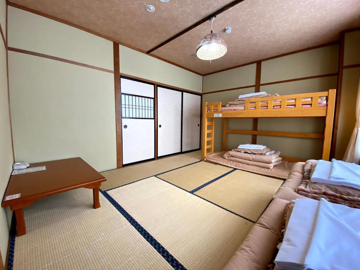 J-Hoppers Hida Takayama Guest House Exterior foto